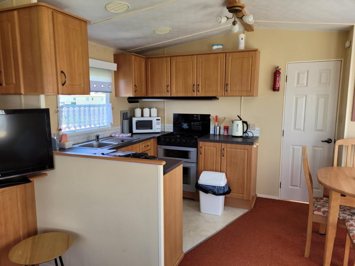 6 Berth On Millfields Apartment อินโกลด์เมลส์ ภายนอก รูปภาพ